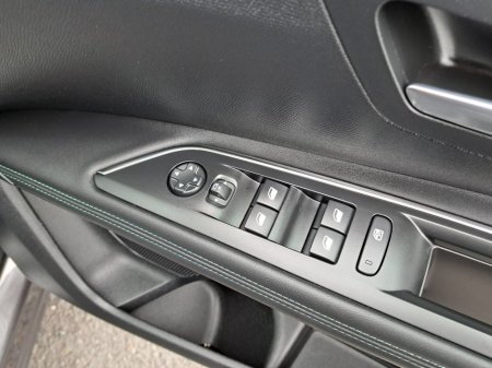 2023 Peugeot 3008 - thumbnail 28