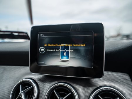 2017 Mercedes-Benz CLA Class - thumbnail 23