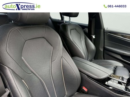 2017 BMW 5 Series - thumbnail 4