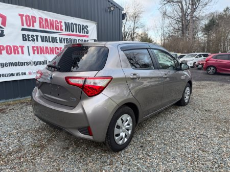 2017 Toyota Vitz Hybrid Luna €11,900 thumbnail
