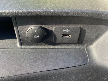 2020 Ford Transit - thumbnail 3