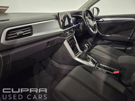 2023 Volkswagen T-Roc - thumbnail 8