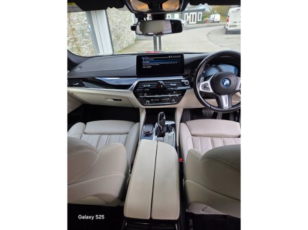 2021 BMW 5 Series - thumbnail 14