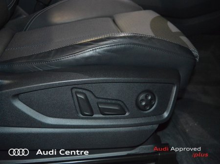 2023 Audi Q5 50 TFSI e 299HP S tronic quattro S Line €51,499 thumbnail