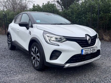 2022 Renault Captur - thumbnail 1