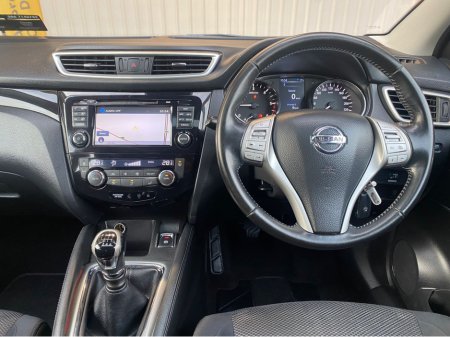 2016 Nissan Qashqai 1.5 SV MY16 SP+NC E6 4 4DR €10,450 thumbnail
