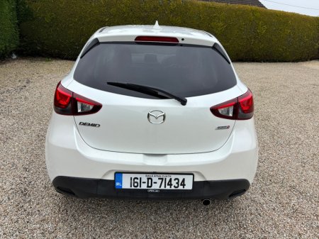 2016 Mazda Demio - thumbnail 4