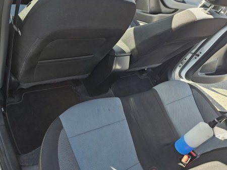 2016 Hyundai i20 - thumbnail 22