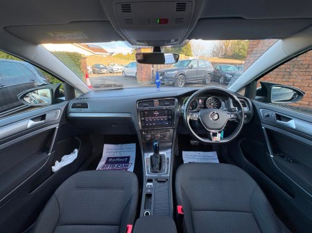 2020 Volkswagen Golf E Golf Elec 136PS 5DR Auto €15,950 thumbnail