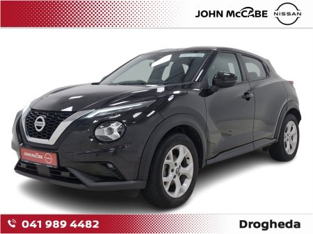 2022 Nissan Juke - view 3