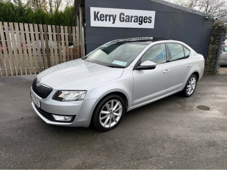 2016 Skoda Octavia 2.0 TDI Pan Roof €7,990 thumbnail