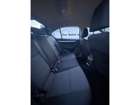 2016 Skoda Octavia AMBITION 1.6 TDI 110HP DSG 4DR €10,950 thumbnail