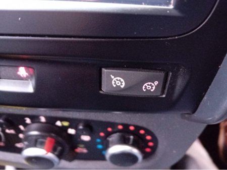 2017 Dacia Duster PRESTIGE 1.5 DCI 110 4X4 4WD 5DR @ REDDY2DRIVE LTD €5,500 thumbnail