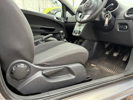 2012 Opel Corsa - thumbnail 10