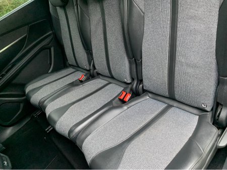 2019 Peugeot 5008 1.5 ALLURE BLUE HDI 130HP S/S 5DR €18,995 thumbnail