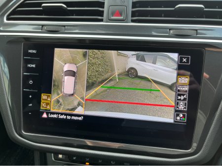 2020 Volkswagen Tiguan - thumbnail 24