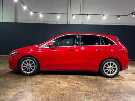 2019 Mercedes-Benz B Class B180 1.4 AUTOMATIC - HALF BLACK LEATHER - FACTORY ALLOY WHEELS - ELECTRIC/HEATED SEAT - REAR CAMERA €24,950 thumbnail