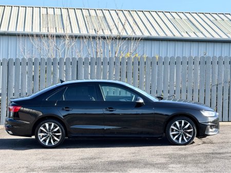 2022 Audi A4 - thumbnail 5