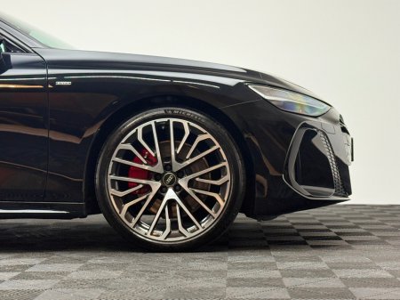 2025 Audi A6 LAUNCH EDITION E-HYBRID QUATTRO €84,990 thumbnail