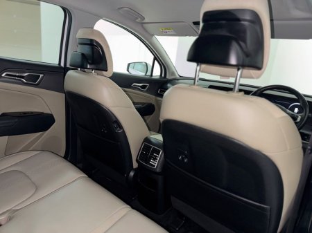 2023 Kia Sportage - thumbnail 6