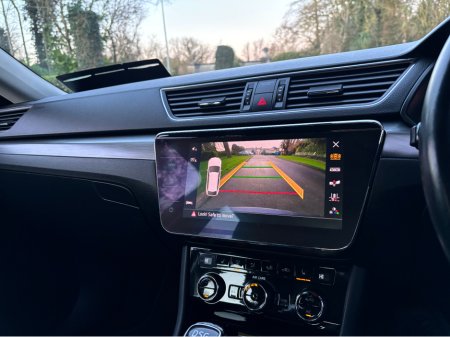 2017 Skoda Superb 1.6 TDI STYLE DSG COMBI €13,950 thumbnail