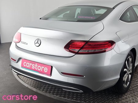 2016 Mercedes-Benz C Class - thumbnail 15