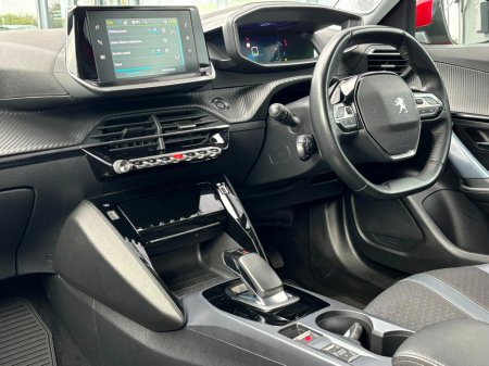 2021 Peugeot 2008 - thumbnail 9