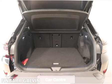 2023 Volkswagen ID.4 STYLE 77kWh 204HP €31,950 thumbnail