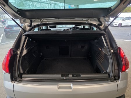 2016 Peugeot 3008 - thumbnail 13