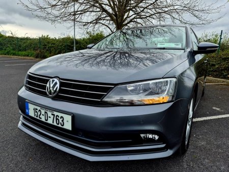 2015 Volkswagen Jetta - thumbnail 3