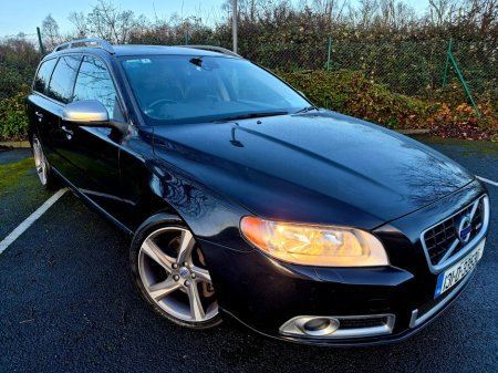 2013 Volvo V70  €6,999 thumbnail