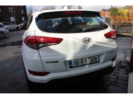 2016 Hyundai Tucson 1.7 CRDI SE NAV BL/DR 5DR €11,850 thumbnail