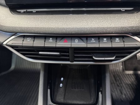 2025 Skoda Octavia - thumbnail 10