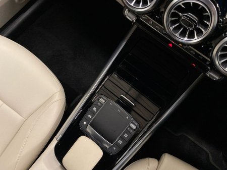 2022 Mercedes-Benz EQA - thumbnail 16