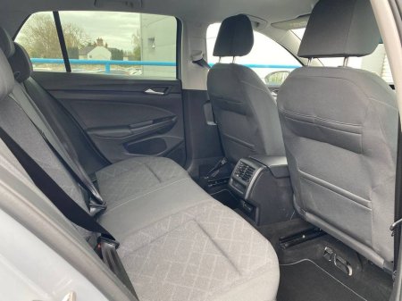 2023 Volkswagen Golf - thumbnail 8