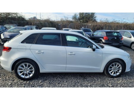 2015 Audi A3 - thumbnail 5