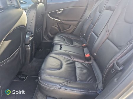 2016 Volvo V40 - thumbnail 5