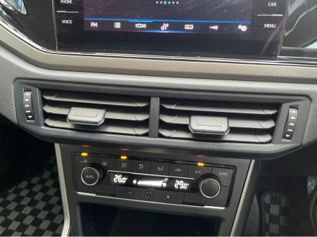 2021 Volkswagen Polo COMFORTLINE AUTOMATIC 1.0 PETROL //ADAPTIVE CRUISE CONTROL//KEYLESS ENTRY//REVERSE CAMERA// €18,950 thumbnail