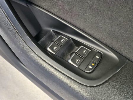 2016 Audi A6 2.0TDI 190 Ultra S-Tronic S Line €16,950 thumbnail