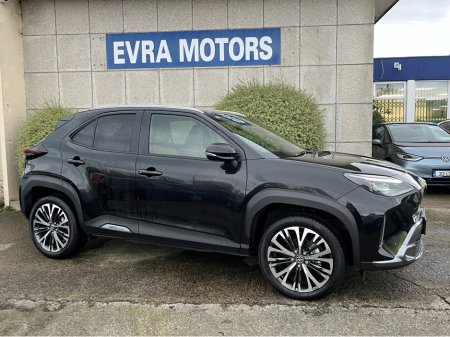 2023 Toyota Yaris Cross Z ADVENTURE HYBRID AUTOMATIC 1.5 PETROL //HEATED SEATS AND STEERING WHEEL//REVERSE CAMERA//ADAPTIVE CRUISE CONTROL// €28,950