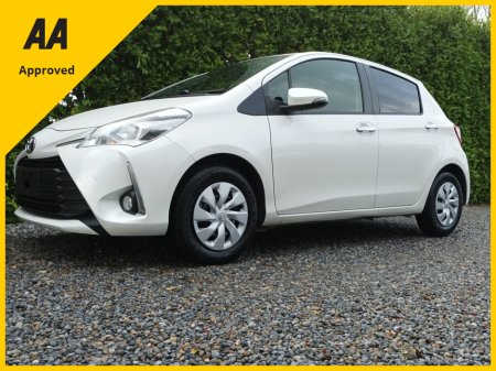 2019 Toyota Yaris 1.3 PETROL AUTOMATIC HIGH SPEC COMPREHENSIVE SERVICE HISTORY (8 STAMPS) LARGE TOUCH SCREEN MULTIMEDIA SYSTEM WITH APPLE CAR PLAY & ANDROID AUTO TOYOTA SAFETY SENSE JUST FULLY SERVICED 2 YEARS NCT €15,949