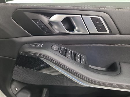2025 BMW X5 - thumbnail 23