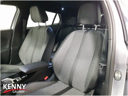 2024 Peugeot 2008 - thumbnail 11