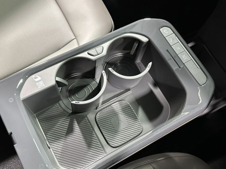 2026 Kia EV5 Earth K3 €52,100 thumbnail