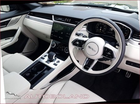 2024 Jaguar F-Pace - thumbnail 10