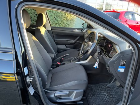 2019 Volkswagen Polo COMFORTLINE AUTOMATIC 1.0 PETROL //REVERSE CAMERA//CARPLAY//WIRELESS PHONE CHARGER// €14,950 thumbnail