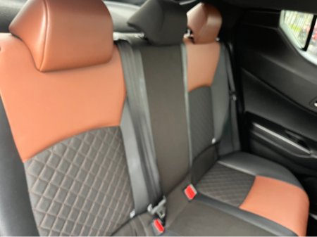 2019 Toyota C-HR - thumbnail 7