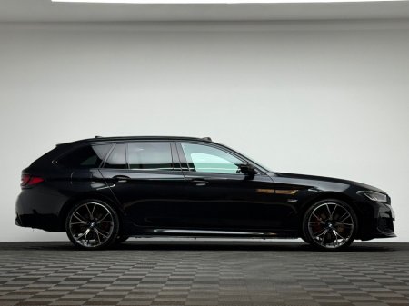 2023 BMW 5 Series - thumbnail 8