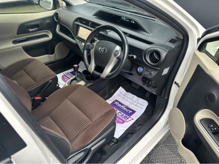 2014 Toyota Aqua Automatic €9,250 thumbnail