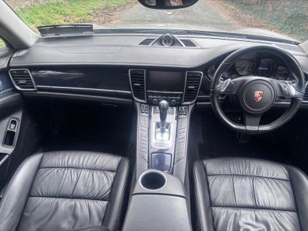 2012 Porsche Panamera - thumbnail 23